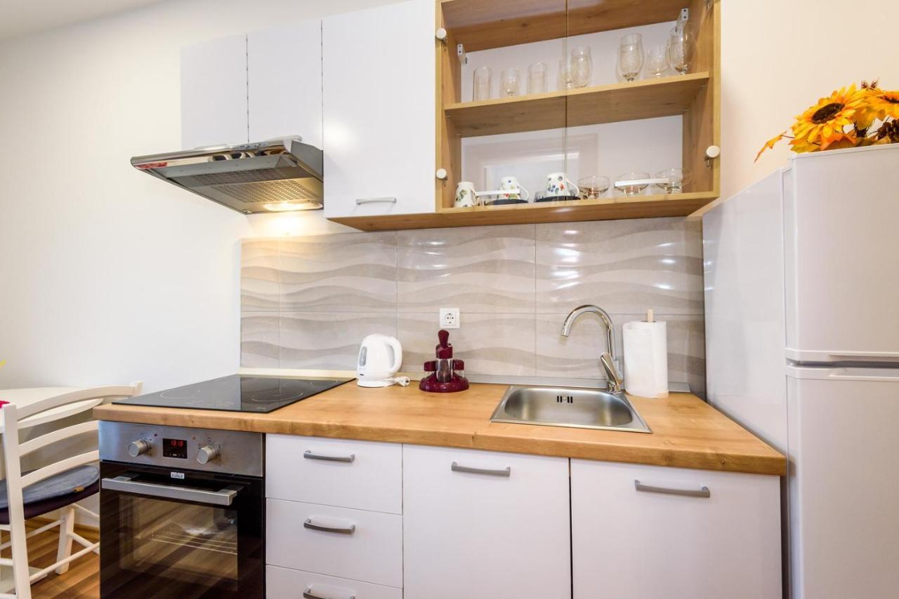 Rogotin Apartment Dego Near Ploce, Riverfront, Parking מראה חיצוני תמונה