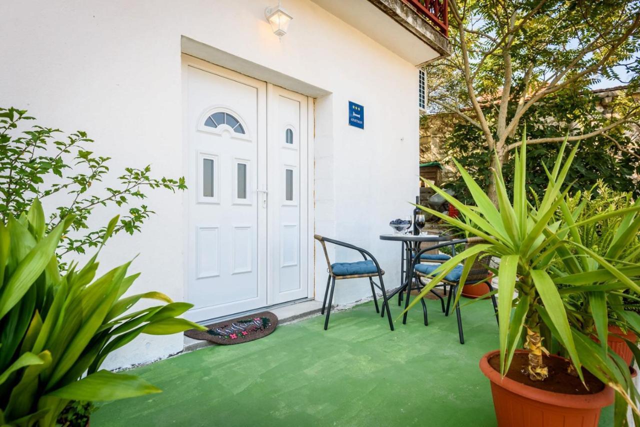 Rogotin Apartment Dego Near Ploce, Riverfront, Parking מראה חיצוני תמונה